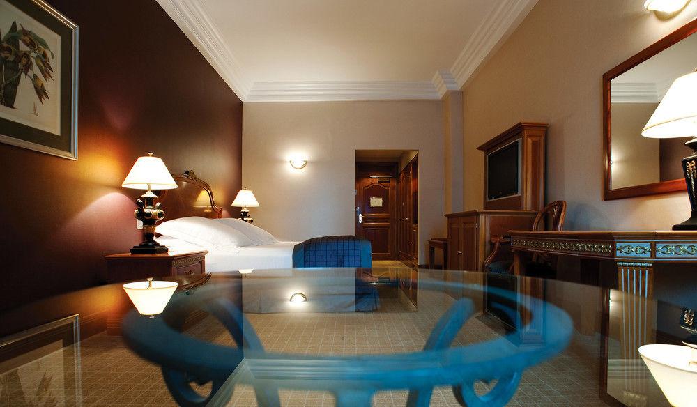 Le Meridien Fairway Dubaj Zewnętrze zdjęcie