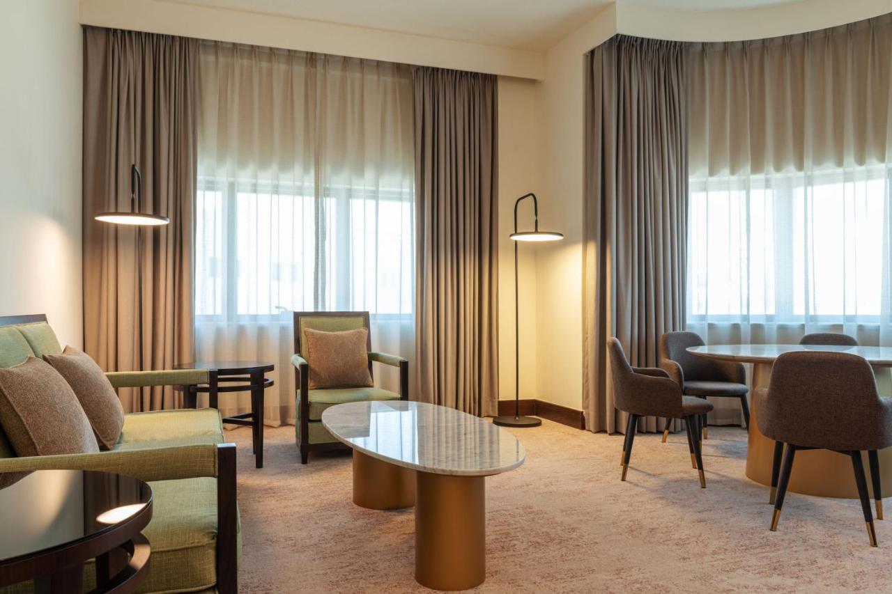 Le Meridien Fairway Dubaj Zewnętrze zdjęcie