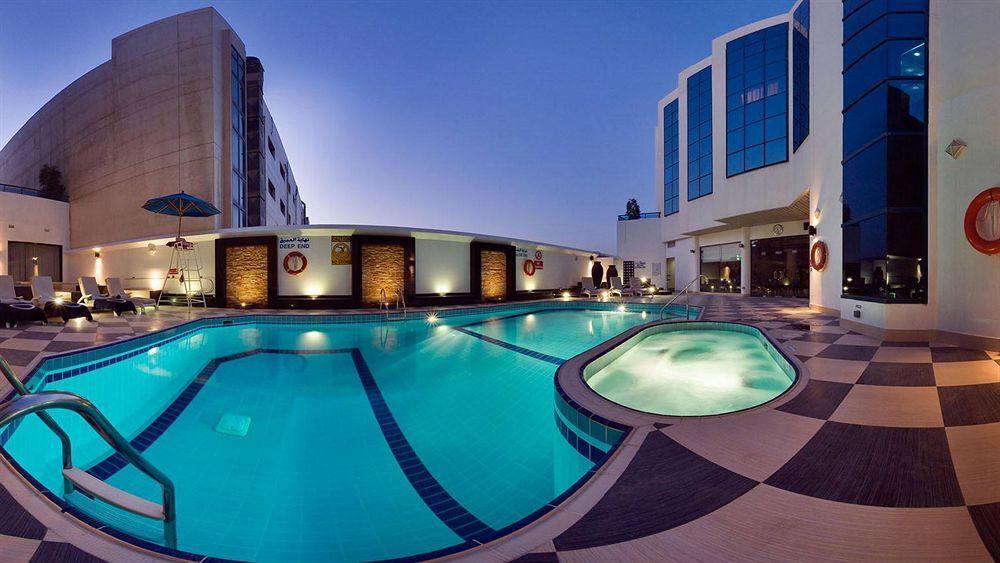 Le Meridien Fairway Dubaj Zewnętrze zdjęcie